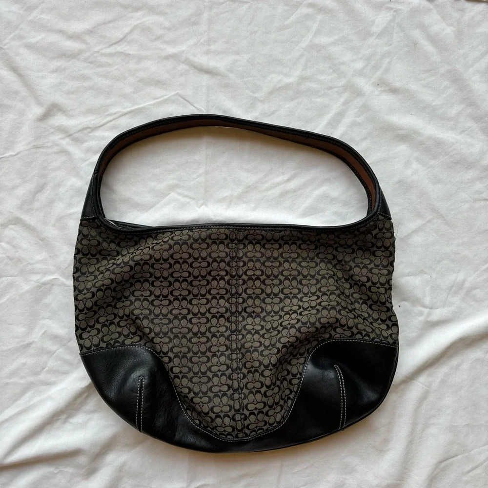 Coach Vintage Signature Black Hobo Bag with signature C’s